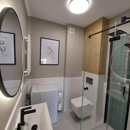 Apartman Klimatyzowany Apartament Olive Z Dostepem Do Basenu