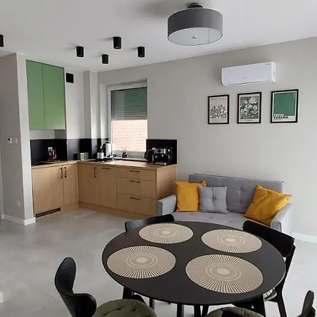 Apartman Klimatyzowany Apartament Olive Z Dostepem Do Basenu Rewal