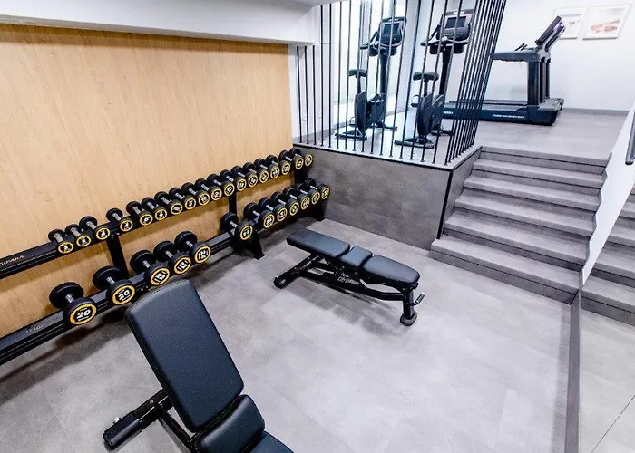 Olive Z Dostepem Do Basenu شقة