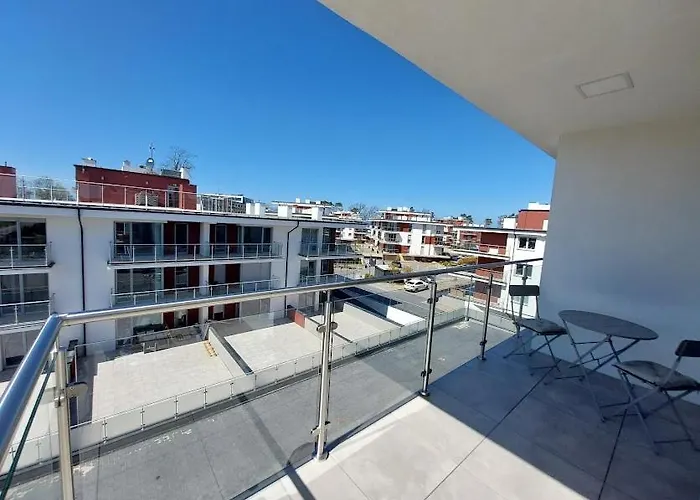 Olive Z Dostepem Do Basenu شقة